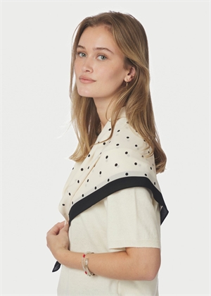 Tamma big dot scarf Off White Neo Noir